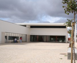 Biblioteca Municipal S. Domingos de Rana - Exterior
